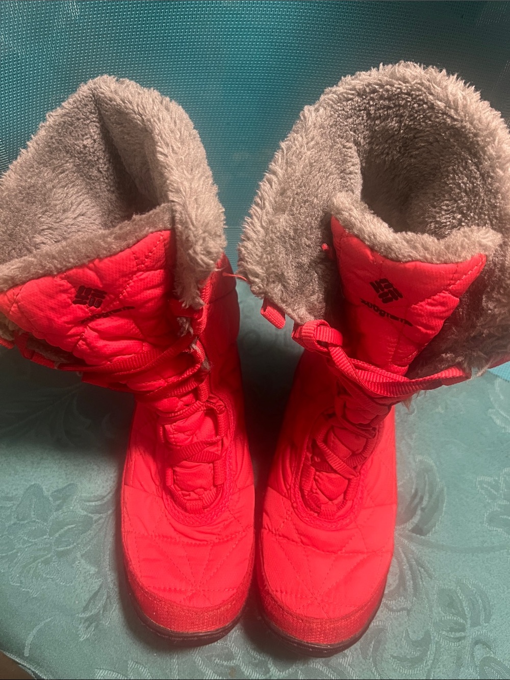 Columbia Women's Bright Red Quilted Winter Boots with Faux-Fur Cuff
